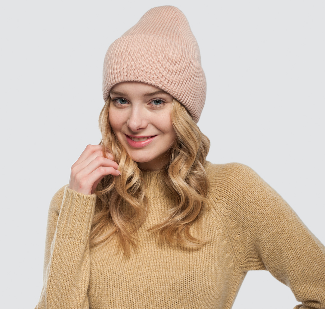 Женская утепленная шапка бини Мармалато, цвет Пудровый #4