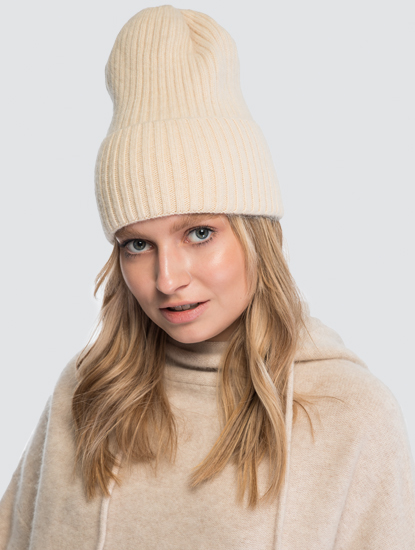 Светло-бежевый