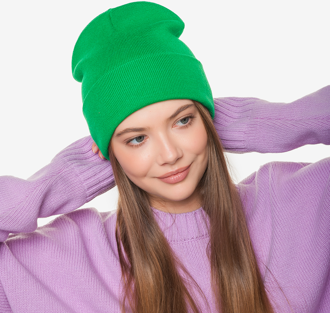 Зеленая шапка из вискозы Мармалато, цвет Зеленый #1