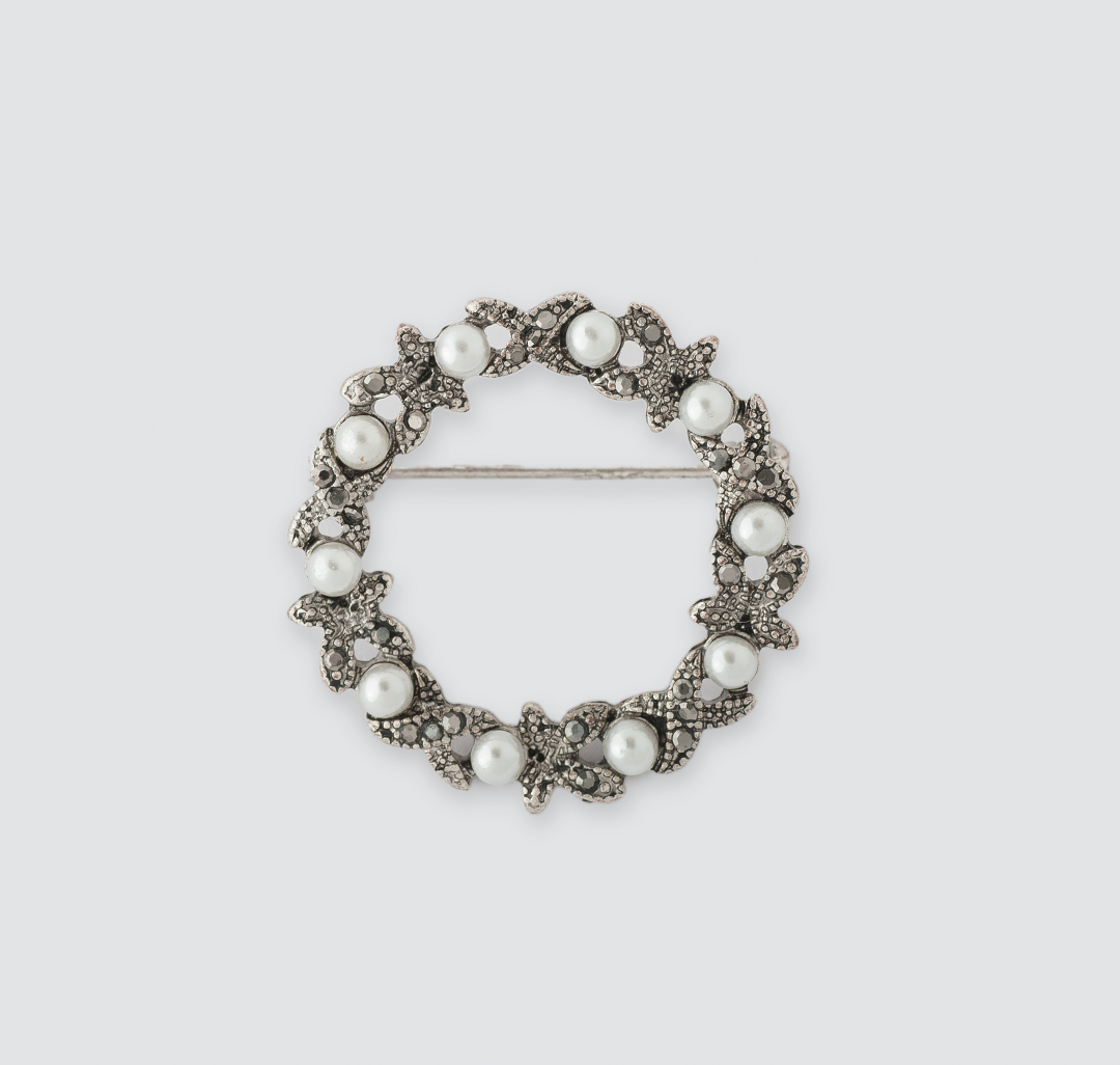 темное серебро-белый жемчуг-черный