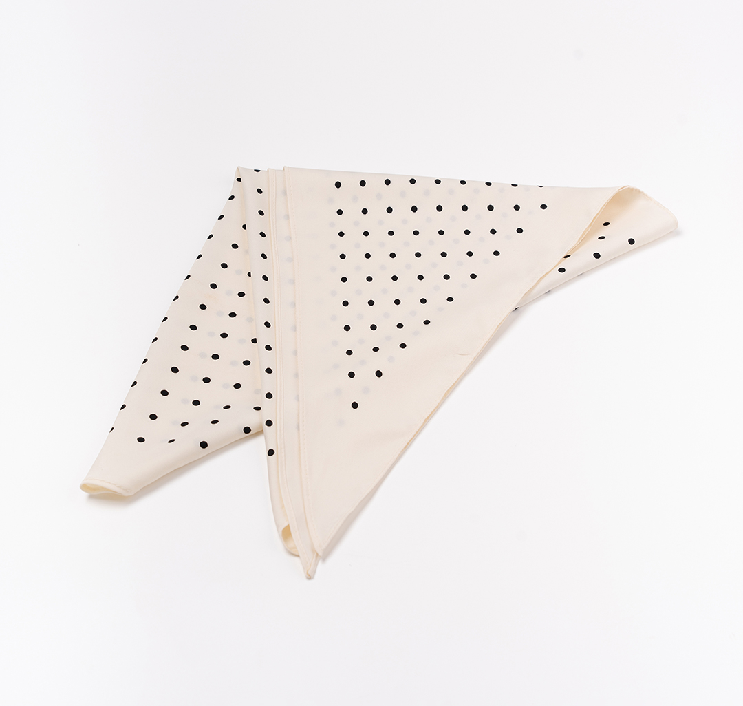 Платок Мармалато, цвет молочный-черный #4