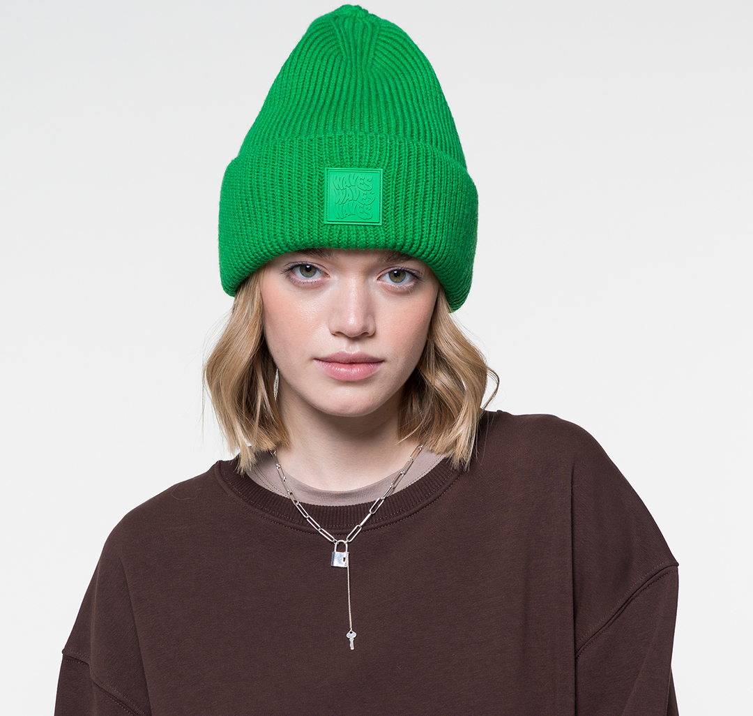 Зеленая шапка с добавление шерсти Мармалато, цвет Зеленый #1