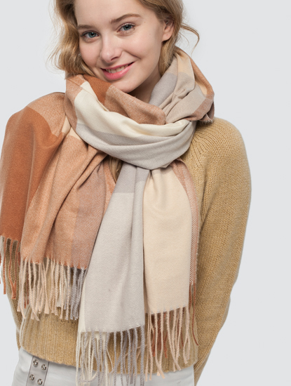 Бежевый-серый-карамельный