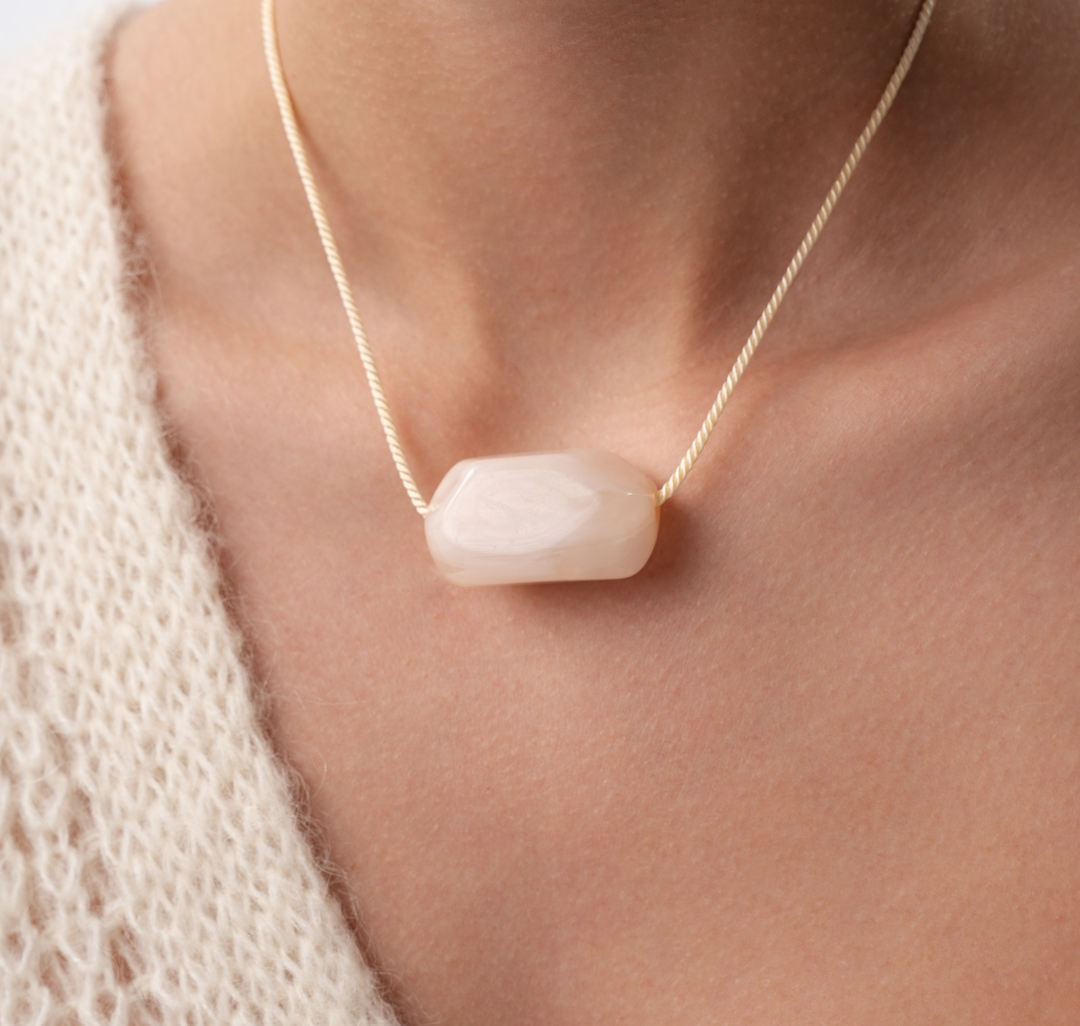 Колье Мармалато, цвет молочный-бежевый #2